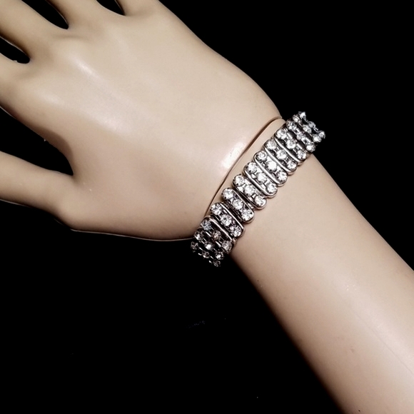 Vintage Mid Century British Hong Kong Rhinestone Accordion Stretch Bracelet - Picture 12 of 13